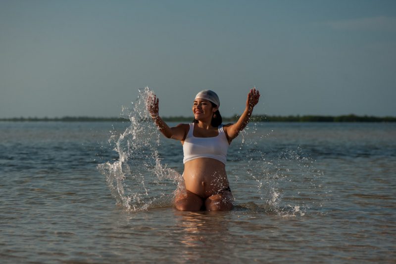 Isla Blanca Pregnant Session