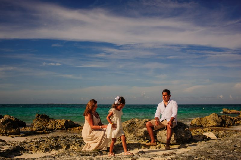 Riu Cancun Family Photo Session